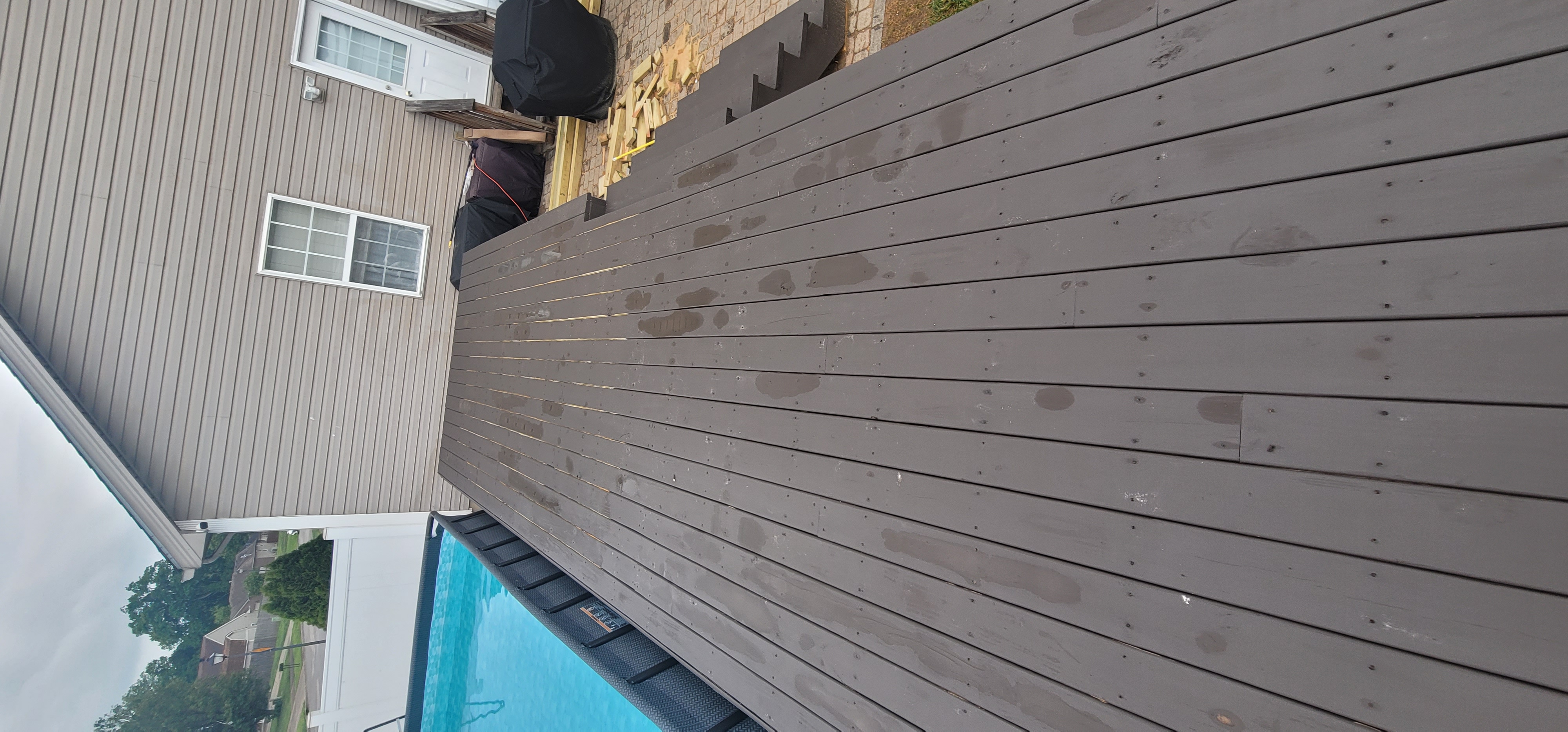 Finished deck staining - KY Handy